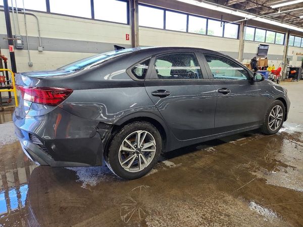2022 KIA FORTE FE, LXS