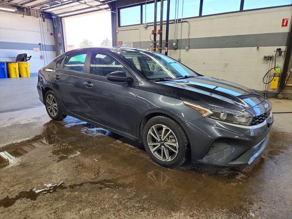 2022 KIA FORTE FE, LXS
