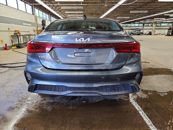 2022 KIA FORTE FE, LXS