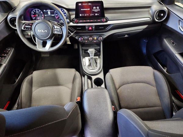 2022 KIA FORTE FE, LXS