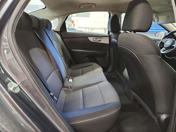 2022 KIA FORTE FE, LXS