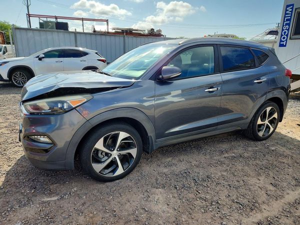 2016 HYUNDAI TUCSON
