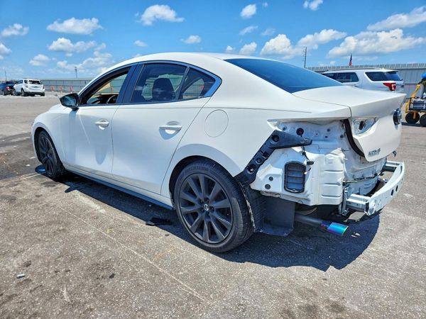 2020 MAZDA 3
