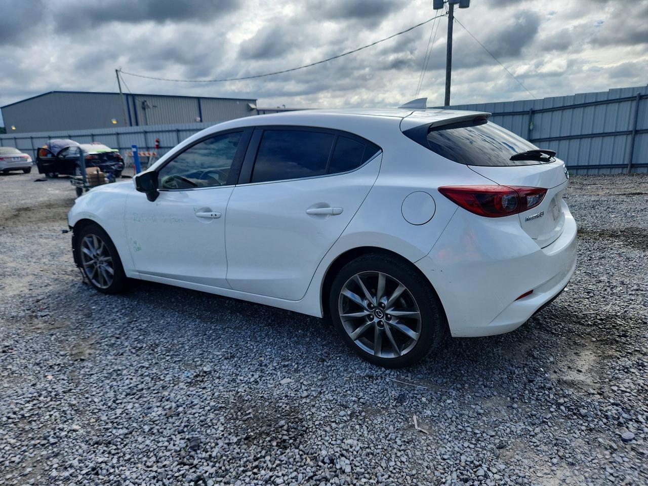 2018 MAZDA 3 Grand Touring