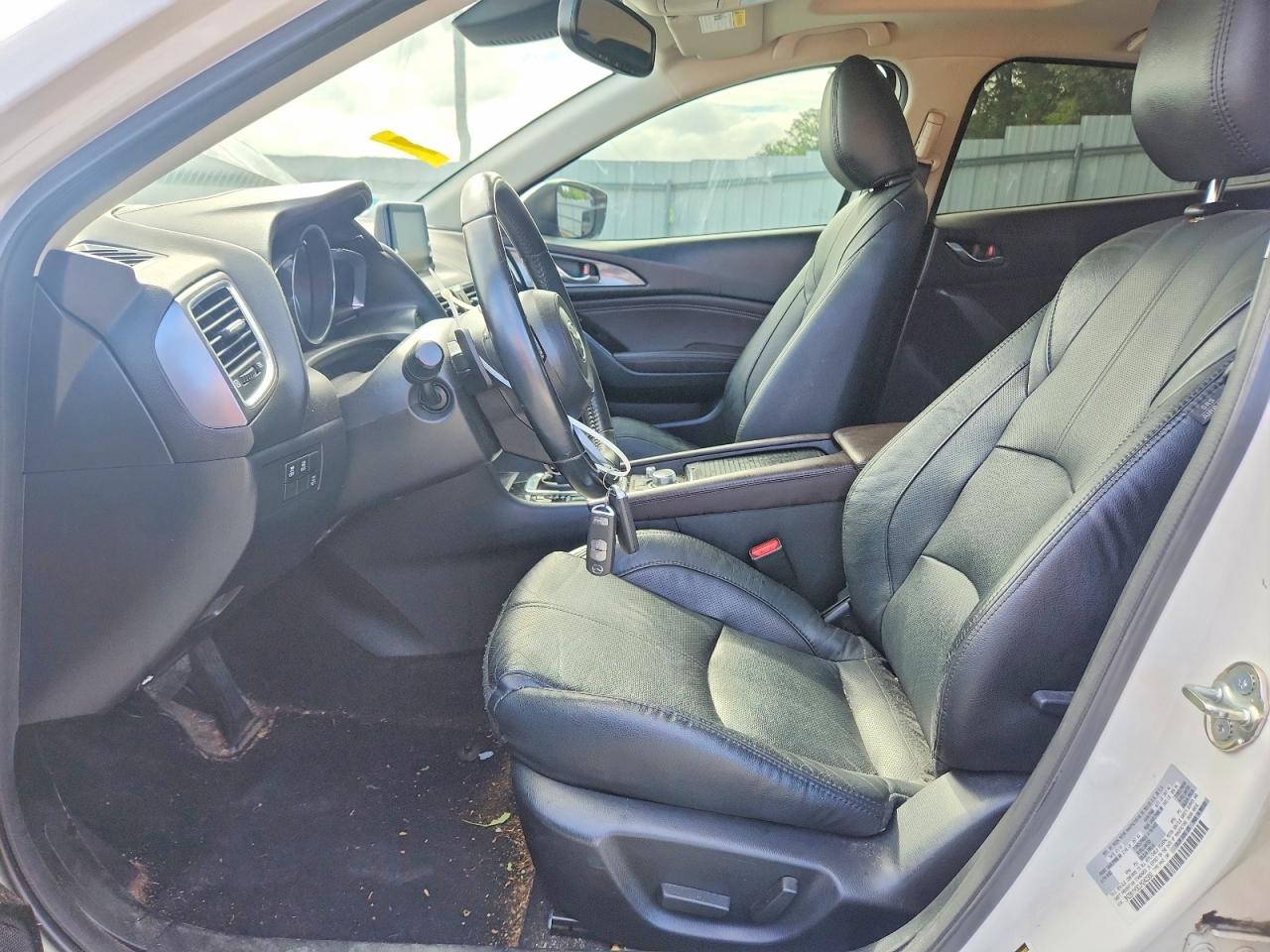 2018 MAZDA 3 Grand Touring