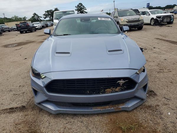 2022 FORD MUSTANG I4 Coupe