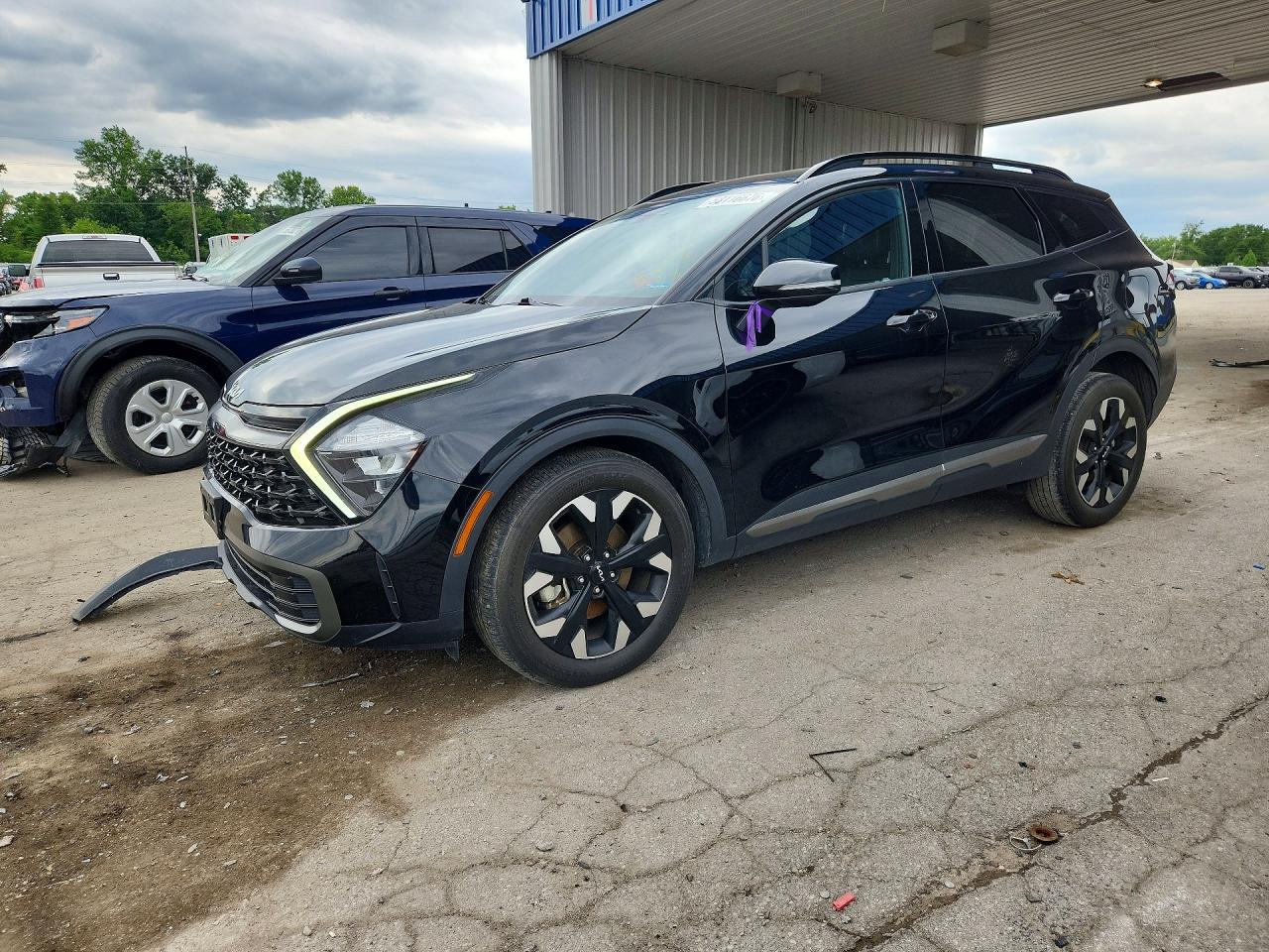 2023 KIA SPORTAGE X-LINE