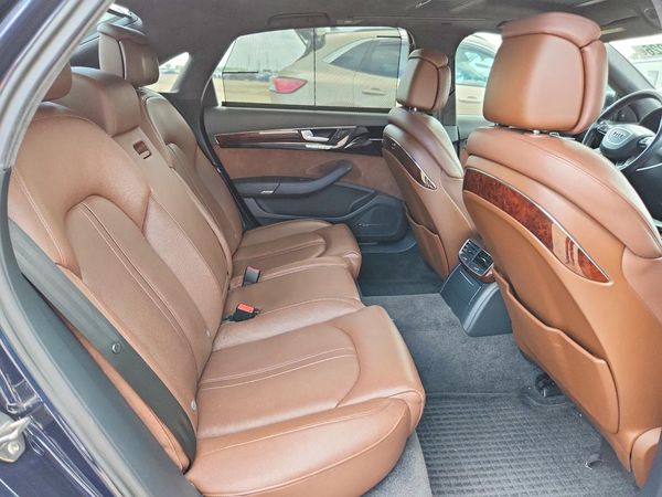 2012 AUDI A8 L