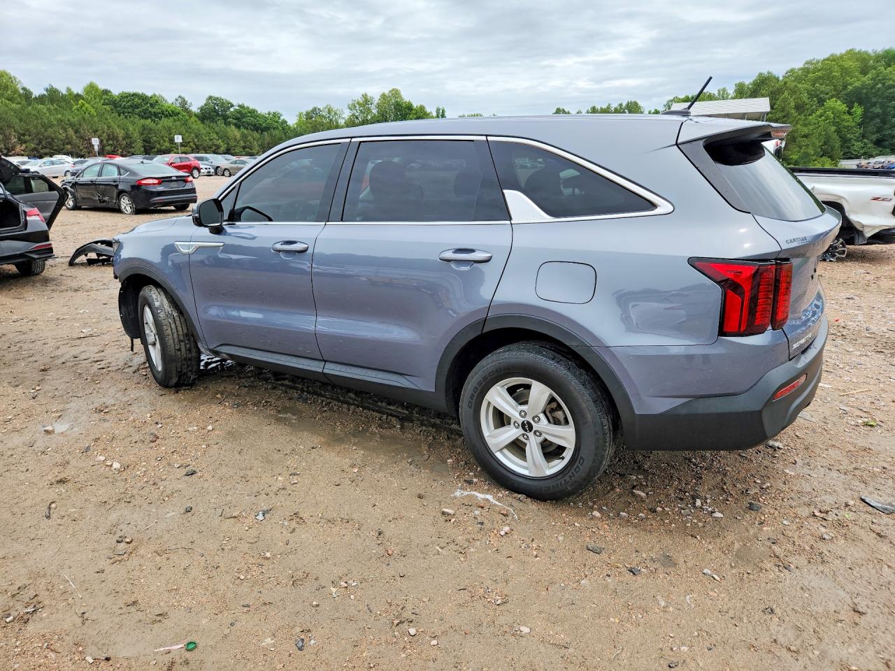 2023 KIA SORENTO LX