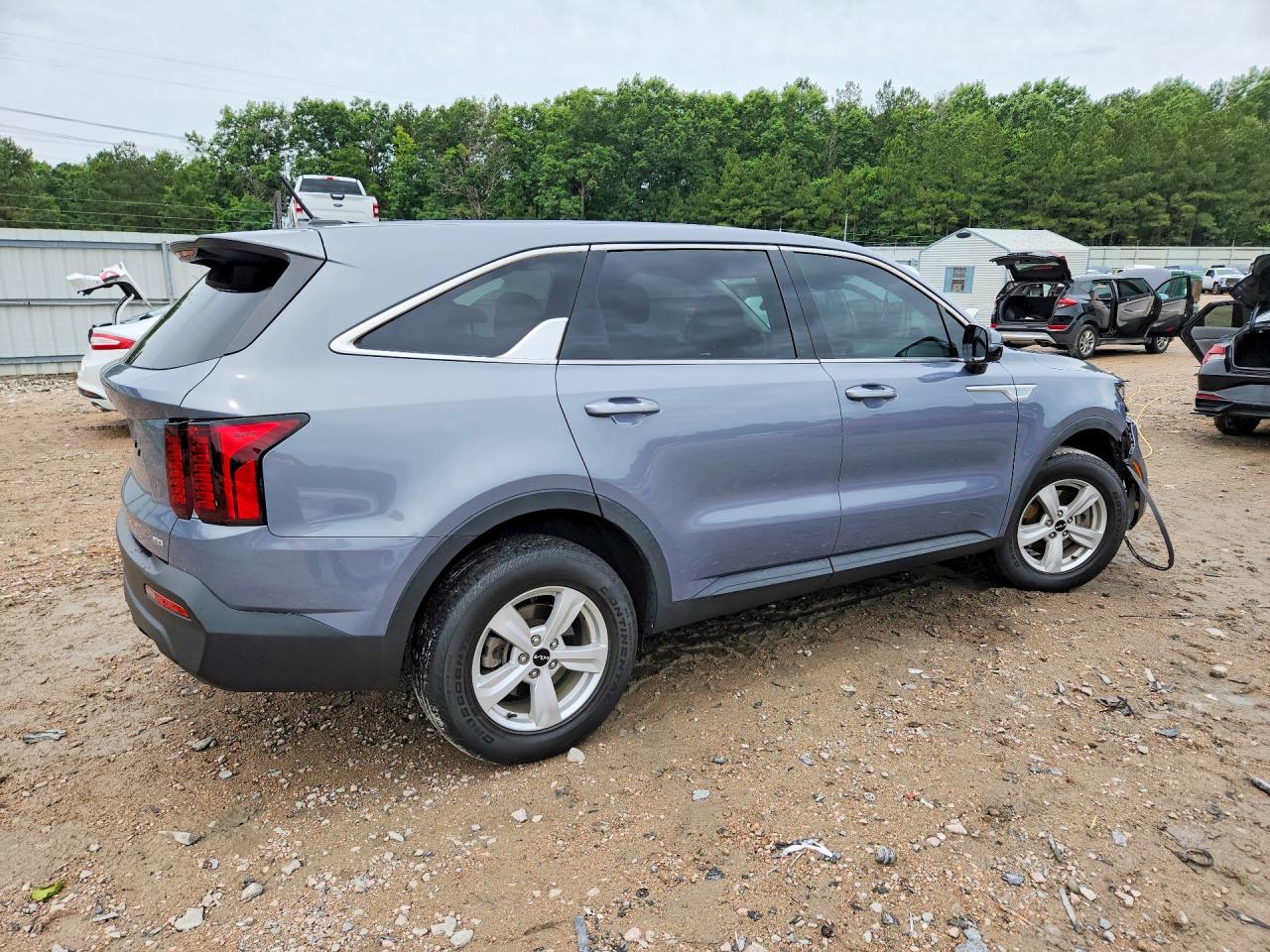 2023 KIA SORENTO LX