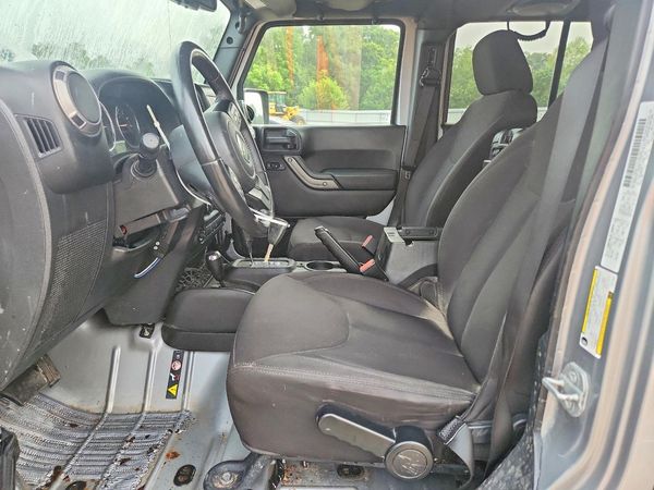 2014 JEEP WRANGLER Sport — DENT