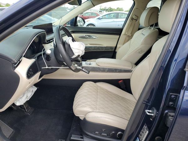 2022 GENESIS GV70
