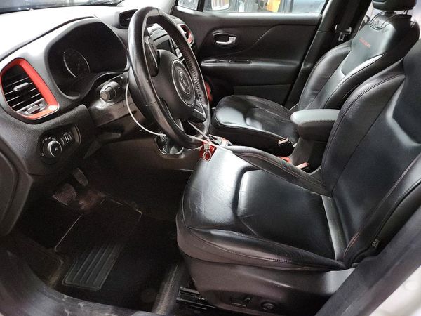 2017 JEEP RENEGADE TRAILHAWK 4X4