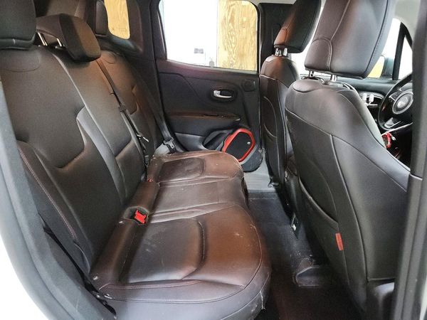 2017 JEEP RENEGADE TRAILHAWK 4X4