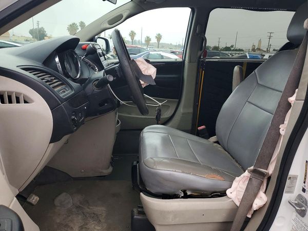 2014 DODGE GRAND CARAVAN SE