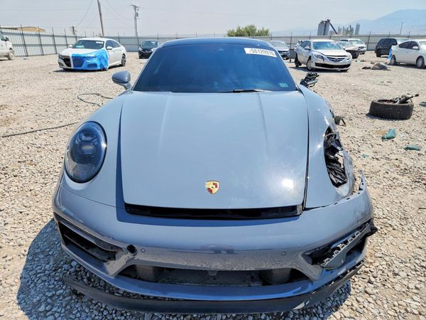 2024 PORSCHE 911
