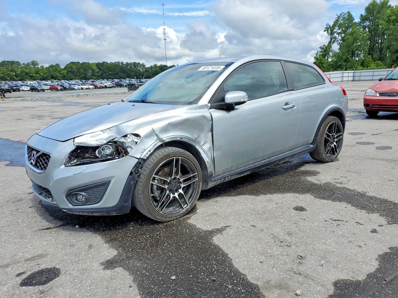 2013 VOLVO C30