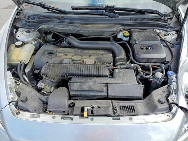 2013 VOLVO C30