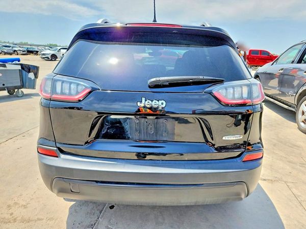 2019 JEEP CHEROKEE LATITUDE PLUS FWD