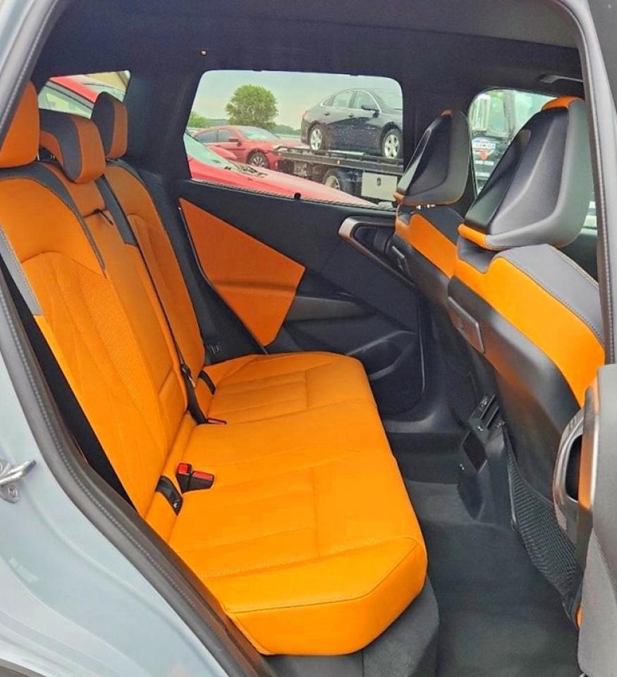 2025 BMW X3 M50