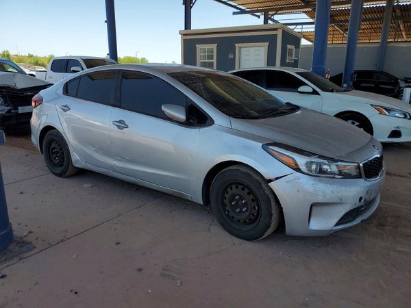 2018 KIA FORTE LX Base