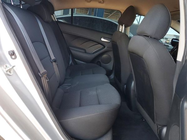 2018 KIA FORTE LX Base