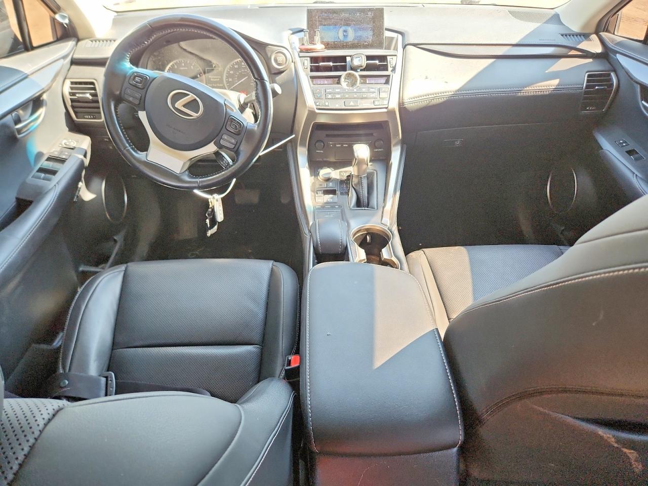 2015 LEXUS NX 200t Luxury