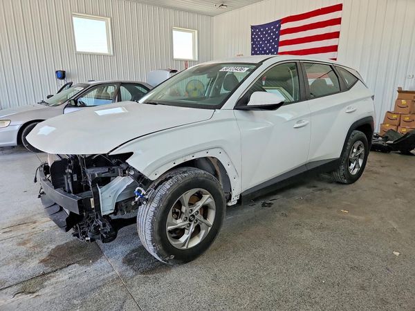 2024 HYUNDAI TUCSON SE
