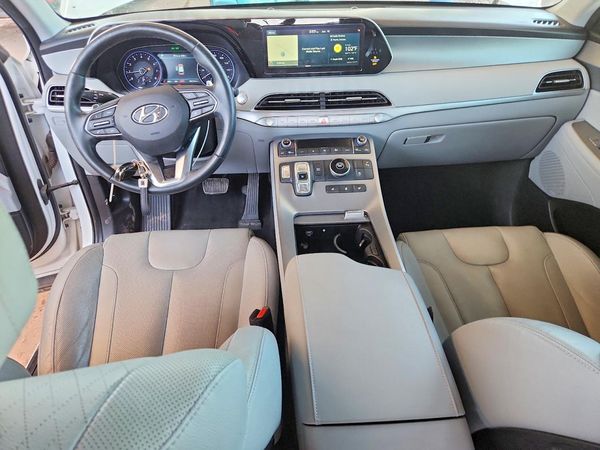 2020 HYUNDAI PALISADE SEL w/ Premium Pkg