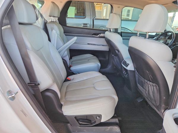 2020 HYUNDAI PALISADE SEL w/ Premium Pkg