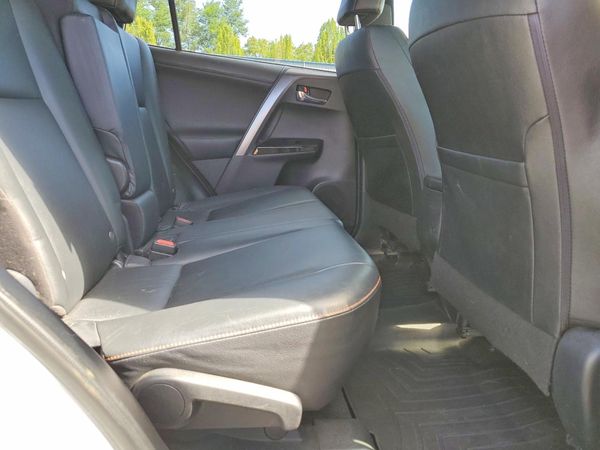 2016 TOYOTA RAV4 SE (S Grade)