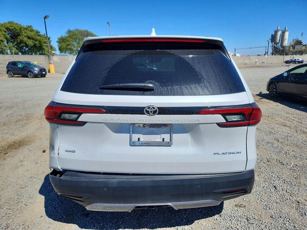 2025 TOYOTA GRAND HIGHLANDER