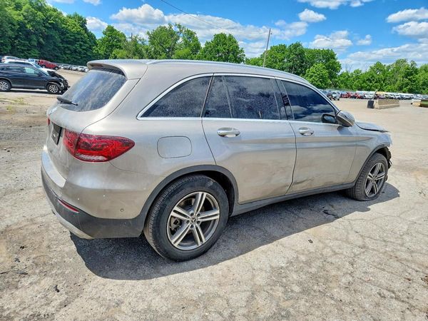 2021 MERCEDES-BENZ GLC