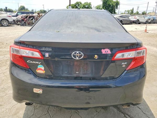 2012 TOYOTA CAMRY