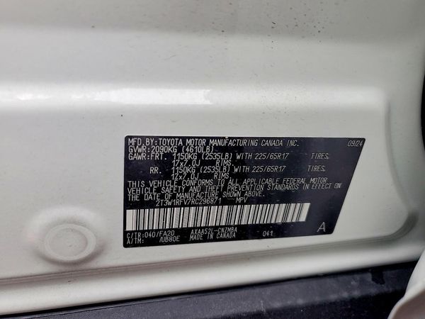 2024 TOYOTA RAV4 XLE