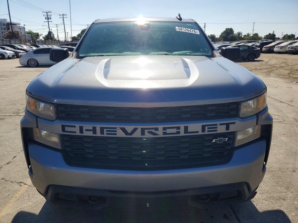 2022 CHEVROLET SILVERADO Custom