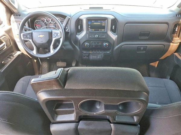 2022 CHEVROLET SILVERADO Custom