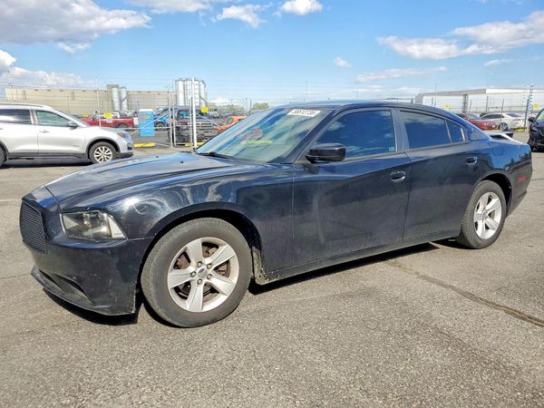 2013 DODGE CHARGER SE