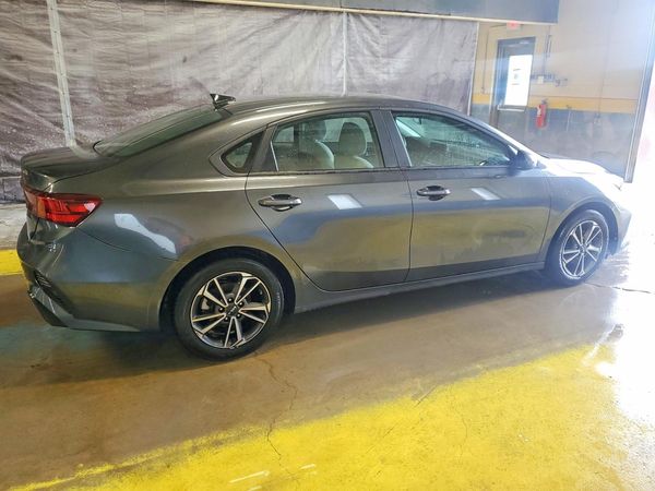 2022 KIA FORTE FE, LXS