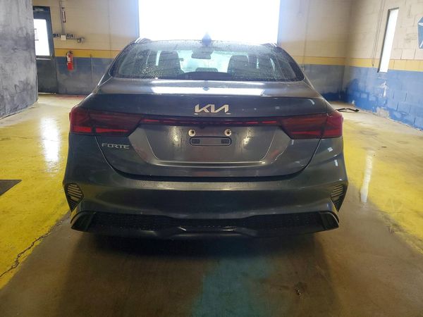 2022 KIA FORTE FE, LXS