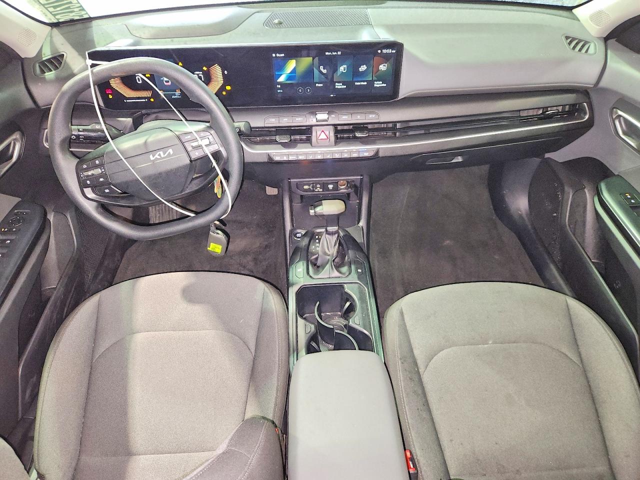 2025 KIA K4 LX, LXS