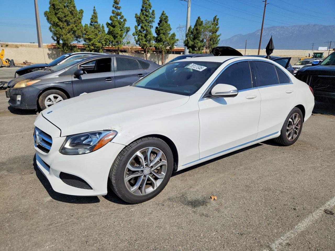 2016 MERCEDES-BENZ C C300