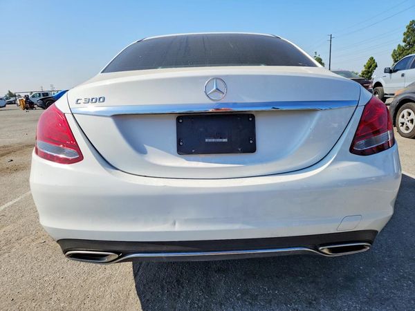 2016 MERCEDES-BENZ C C300