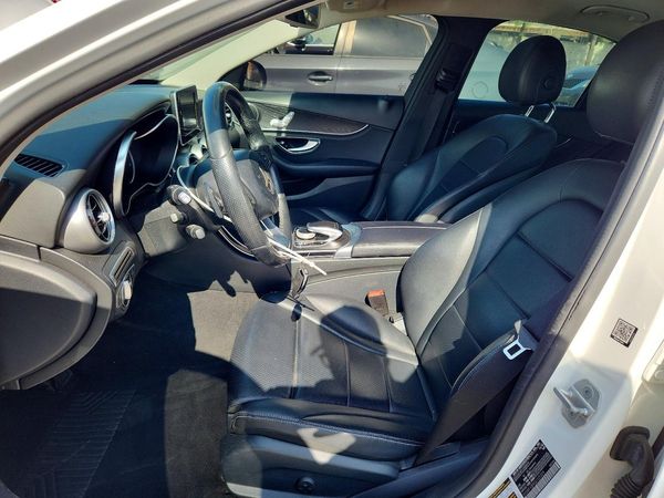 2016 MERCEDES-BENZ C C300