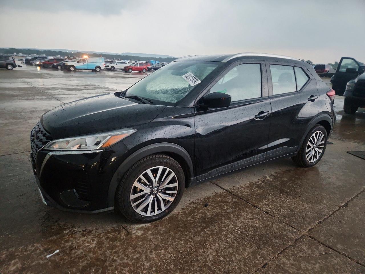 2021 NISSAN KICKS SV