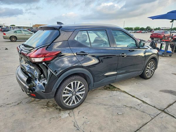 2021 NISSAN KICKS SV