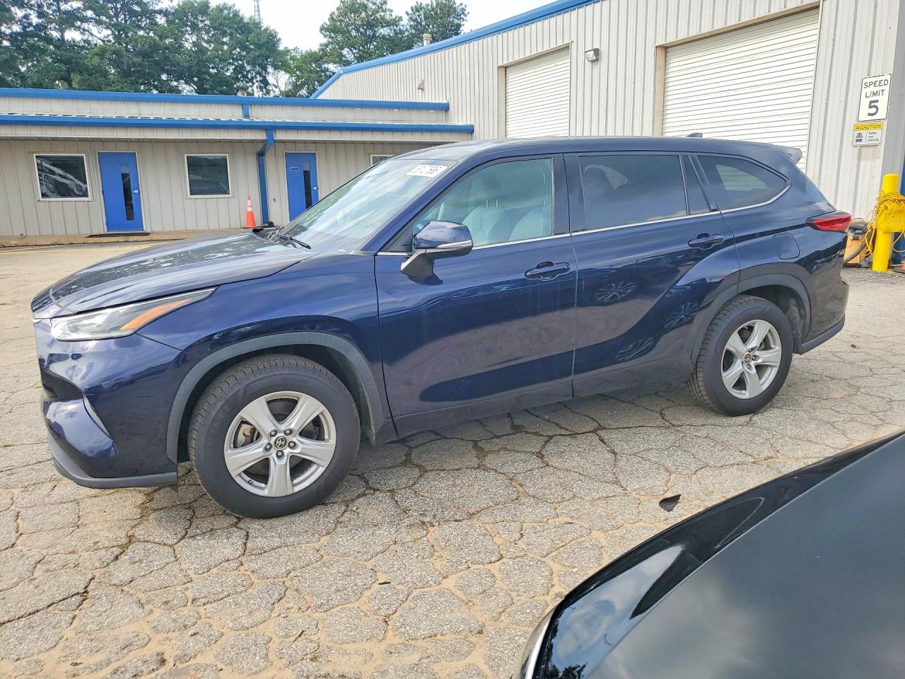 2021 TOYOTA HIGHLANDER L