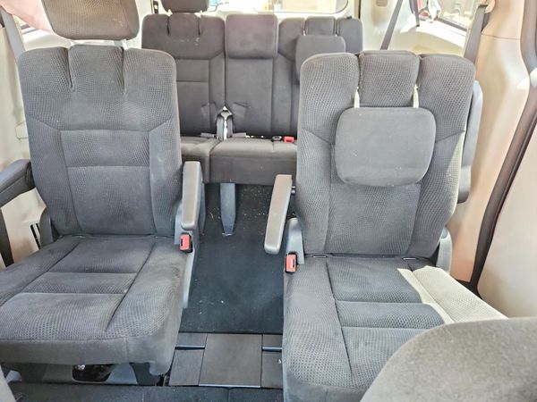 2017 DODGE GRAND CARAVAN SE, SXT, Express