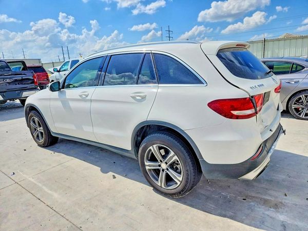 2016 MERCEDES-BENZ GLC GLC300