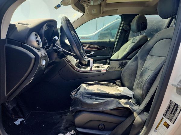 2016 MERCEDES-BENZ GLC GLC300